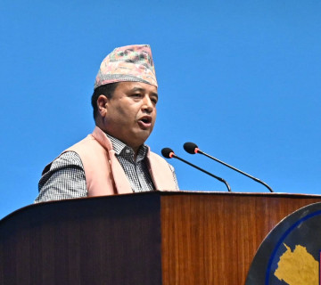 पाँच महिनापछि मात्रै जबराविरुद्ध महाभियाेग प्रस्ताव अघि बढाइएकाे भन्दै एमालेकाे आपत्ति